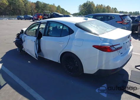 2025 Toyota Camry Le из США, поврежденный, VIN 4T1DAACK7SU188556